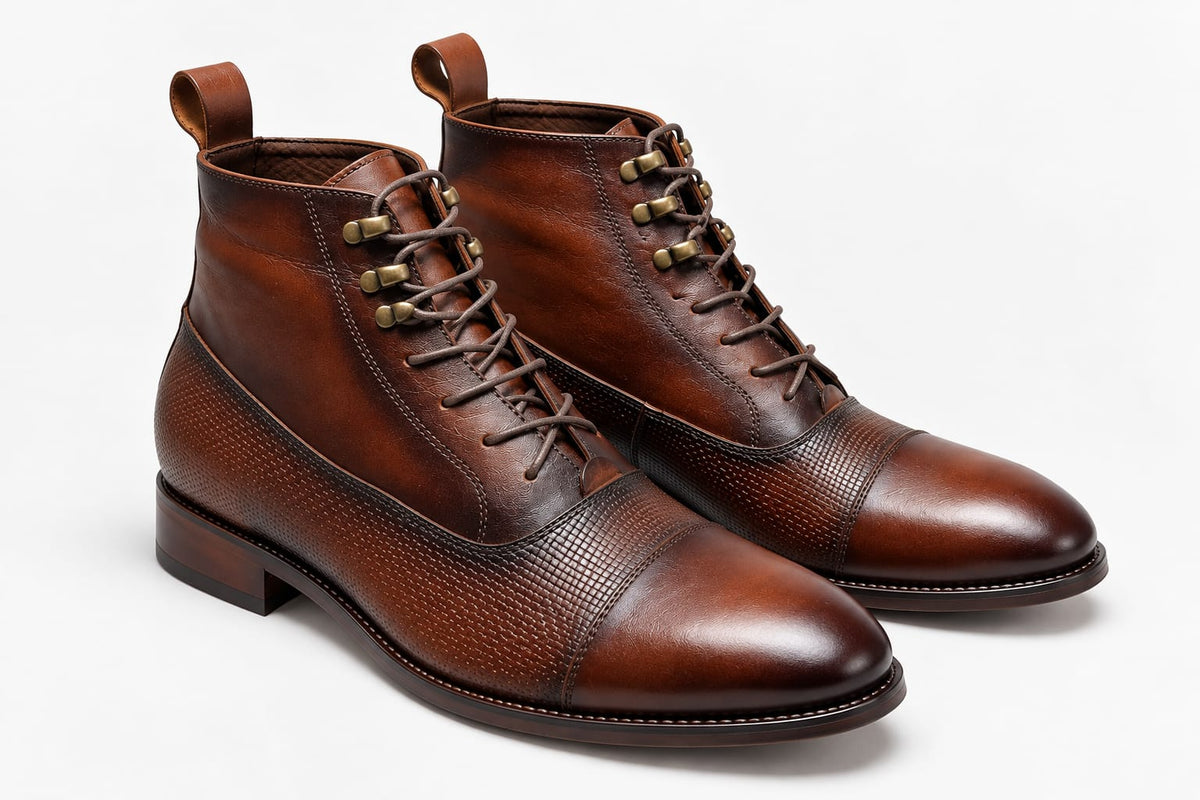 BOTIN ESCOCES CUERO PRENSADO